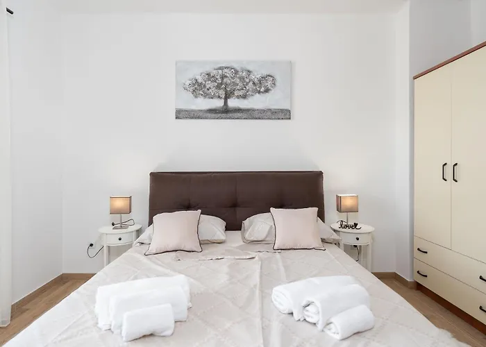 House Providenca Дом отдыха Pridraga