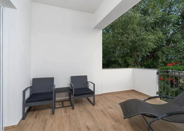 Semesterbostad House Providenca *