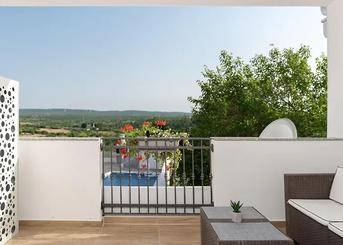 House Providenca Дом отдыха Pridraga