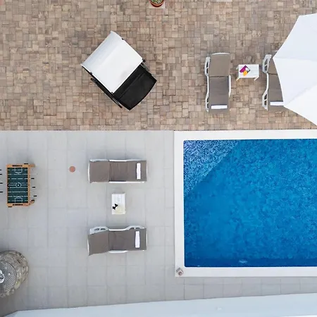 펜션 House Providenca Pridraga